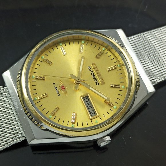 Citizen Accessories Vintage 967 Citizen Automatic Mens Silvergold Watch Wdaydate Fluted